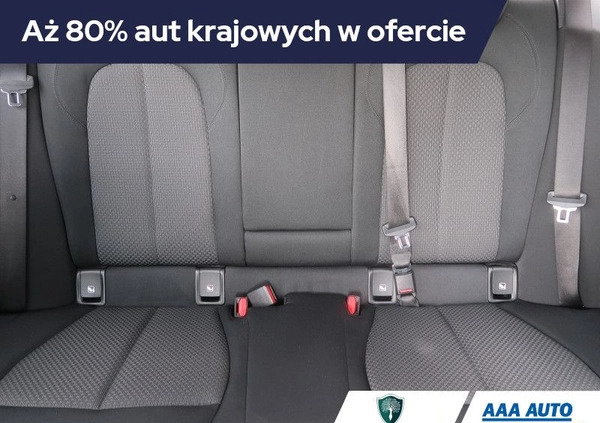 BMW Seria 2 cena 113001 przebieg: 33394, rok produkcji 2021 z Rakoniewice małe 211
